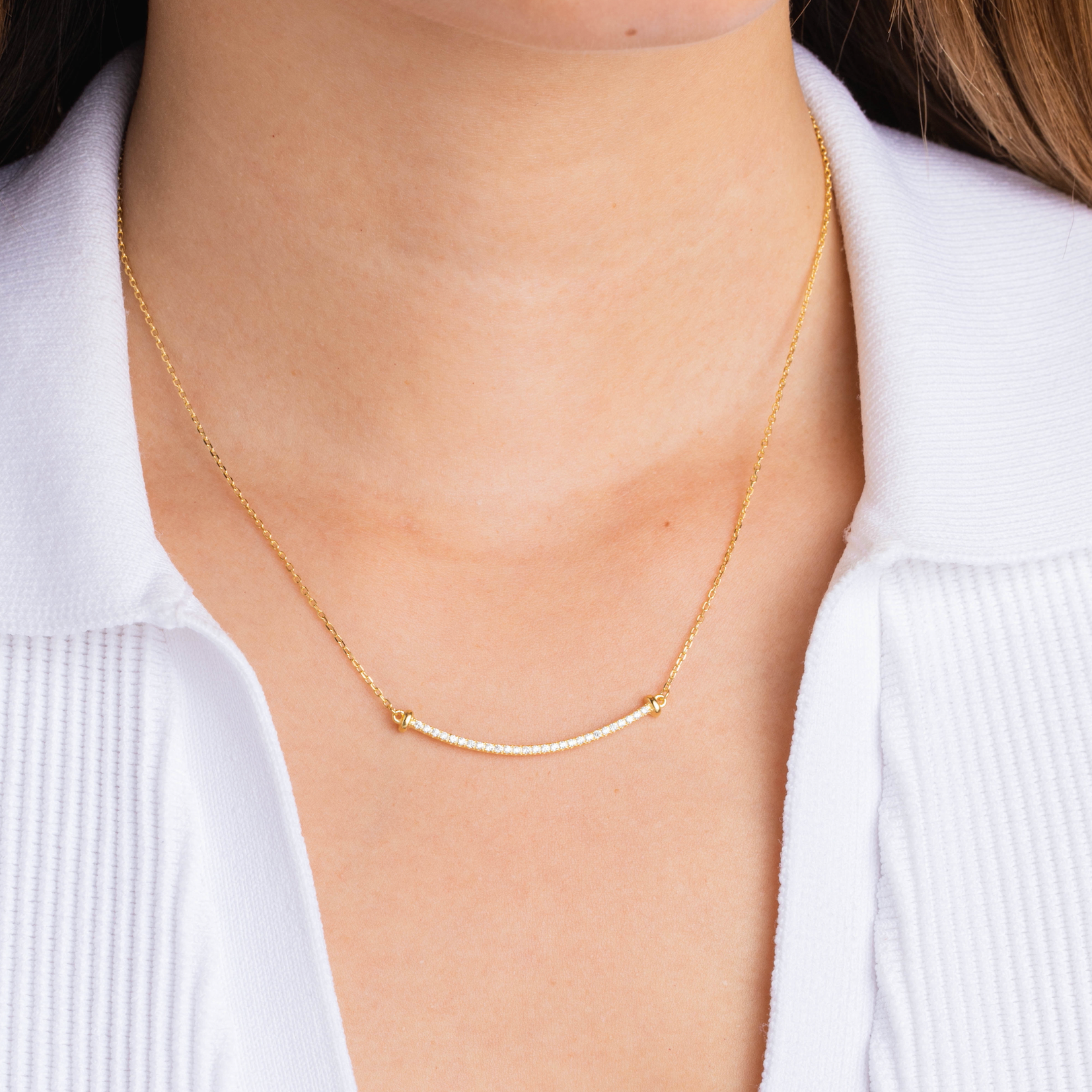 Curve bar necklace