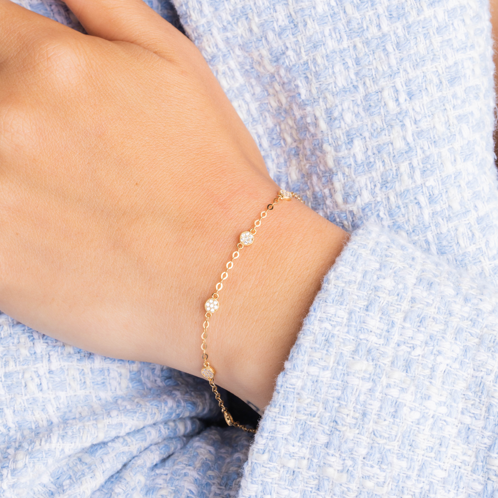 Dainty CZ Circle Bracelet