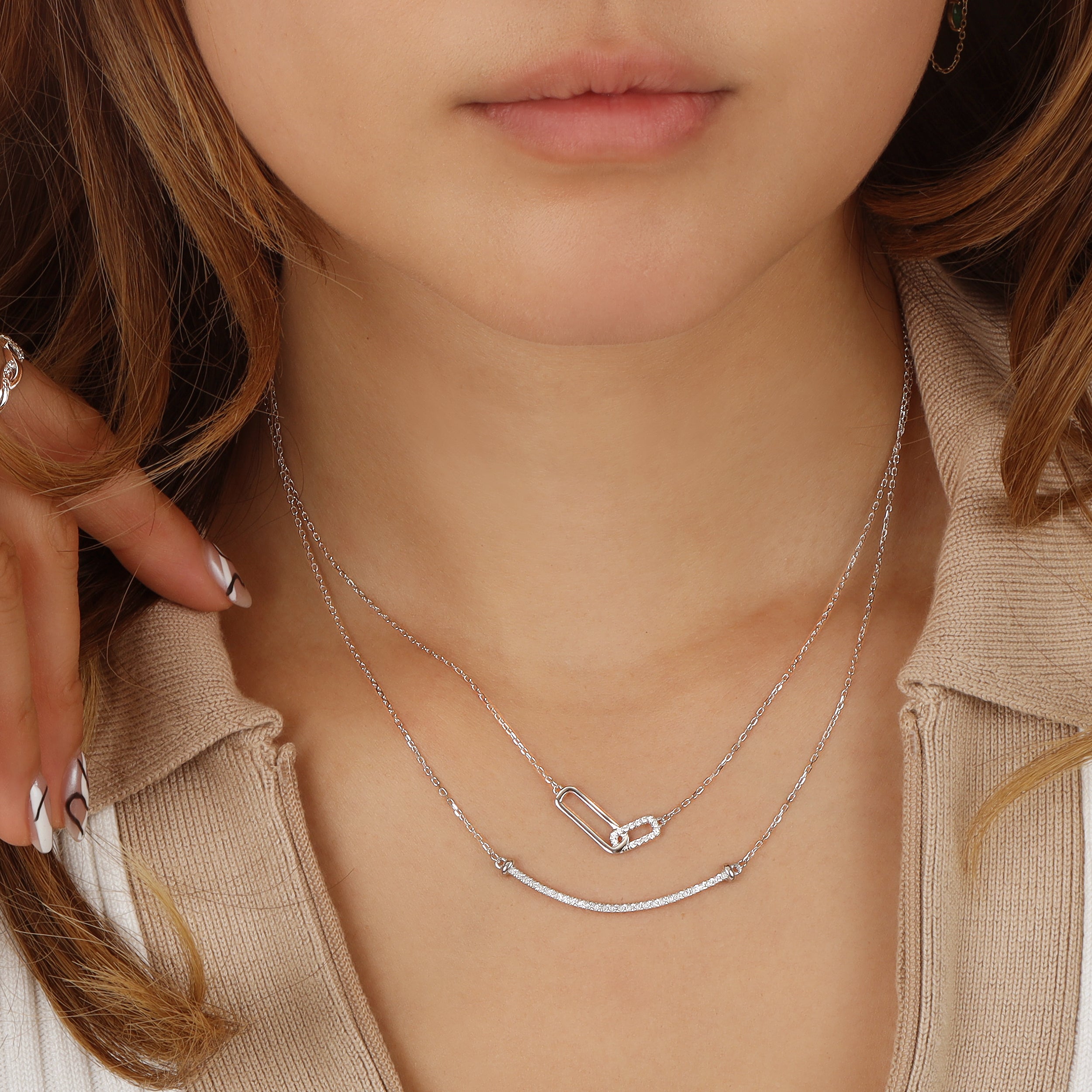 Curve bar necklace