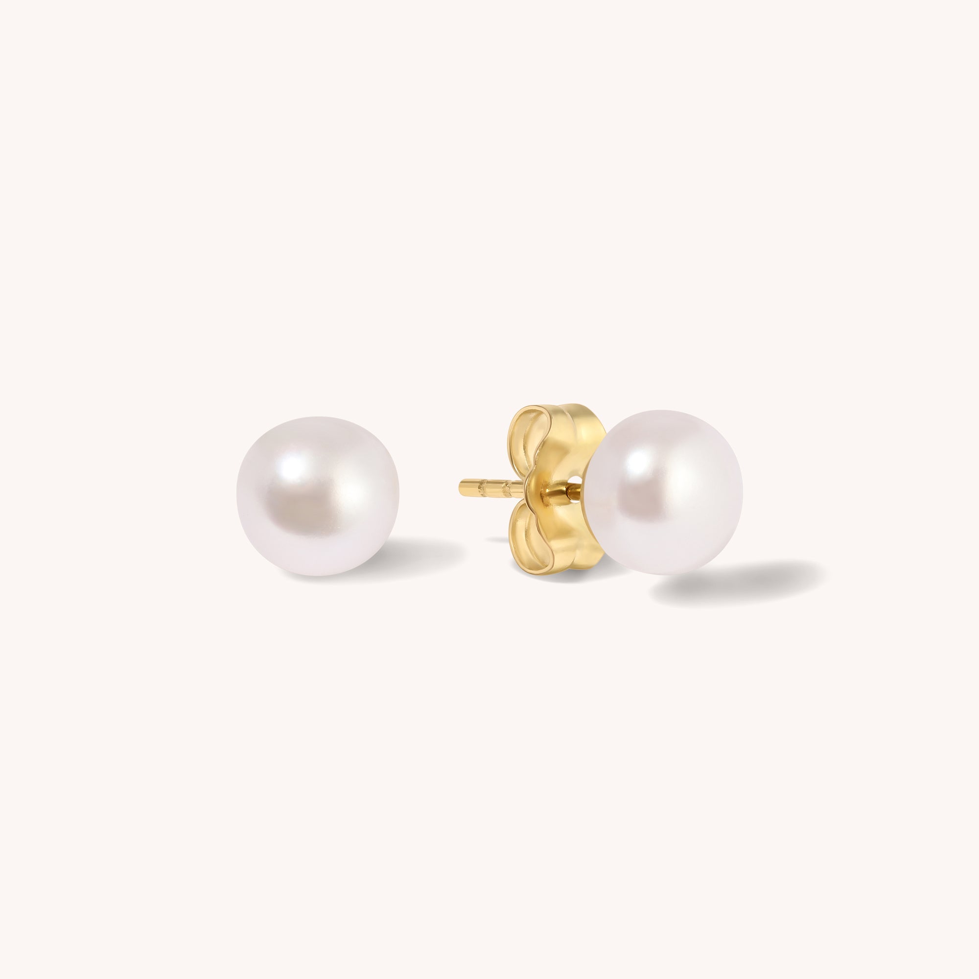 Pearl Studs